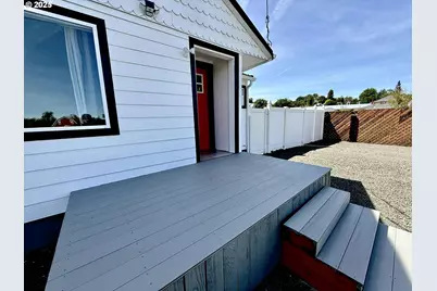 112 SE 15th Ave, Milton-Freewater, OR 97862 - Photo 10