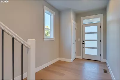 45 NE 87th Ave, Portland, OR 97220 - Photo 4