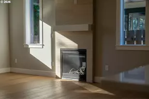 45 NE 87th Ave, Portland, OR 97220 - Photo 8