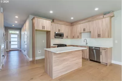 45 NE 87th Ave, Portland, OR 97220 - Photo 12