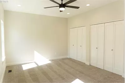 240 SW Jefferson St, Sheridan, OR 97378 - Photo 8