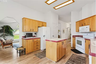 318 Murray St, Rufus, OR 97050 - Photo 18