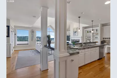1964 Hall St, West Linn, OR 97068 - Photo 4