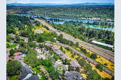 1964 Hall St, West Linn, OR 97068 - Photo 44