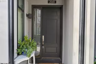 2018 NW 16th Ave, Portland, OR 97209 - Photo 2