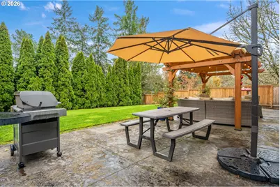 558 NE Joanne Cir, Hillsboro, OR 97124 - Photo 36