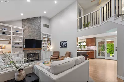 558 NE Joanne Cir, Hillsboro, OR 97124 - Photo 4