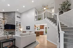 558 NE Joanne Cir, Hillsboro, OR 97124 - Photo 24