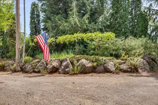 30248 S Barlow Rd, Hubbard, OR 97032 - Photo 6