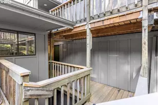 223 Trailside Loop, Eugene, OR 97405 - Photo 4