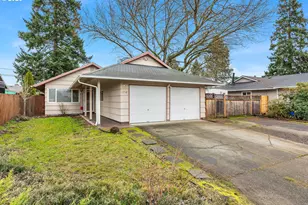 1716 SE 157th Ave, Portland, OR 97233 - Photo 1