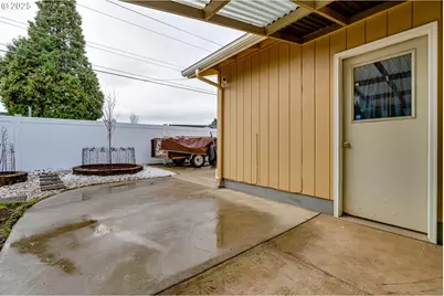 115 Saxon Pl, Junction City, OR 97448 - Photo 22