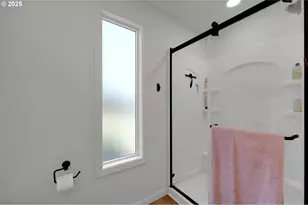 745 S 71st St, Springfield, OR 97478 - Photo 32