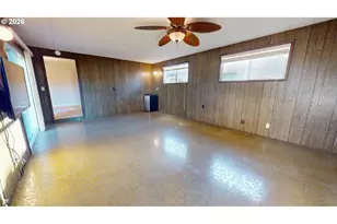 354 V St, Springfield, OR 97477 - Photo 16