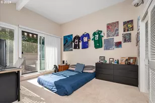 419 N Tomahawk Island Dr, Portland, OR 97217 - Photo 34