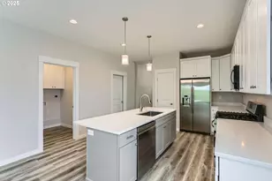 415 Pearl St, Oregon City, OR 97045 - Photo 12