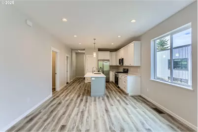415 Pearl St, Oregon City, OR 97045 - Photo 10