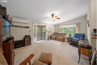 273 Golden Dr, Scottsburg, OR 97473 - Photo 28