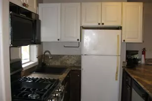 8278 SE Clatsop St, Happy Valley, OR 97086 - Photo 2
