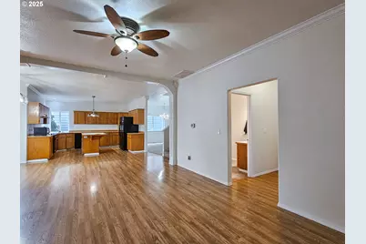 8754 SW Wakkila Ter, Beaverton, OR 97007 - Photo 4