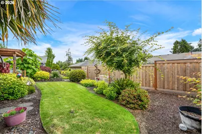 16100 SW Queen Victoria Pl, King City, OR 97224 - Photo 30