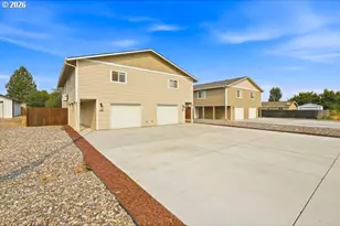 255 NE Fourth St, Irrigon, OR 97844 - Photo 4