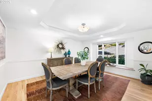 2726 SW 28th Dr, Portland, OR 97219 - Photo 8