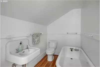 745 NW Culpepper Ter, Portland, OR 97210 - Photo 38