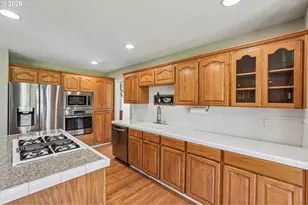 10941 NW Supreme Ct, Portland, OR 97229 - Photo 14