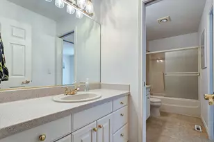 1055 Tukwila Dr, Woodburn, OR 97071 - Photo 36