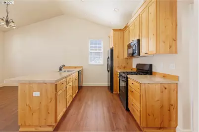 4350 SE Fleming St, Newport, OR 97366 - Photo 4