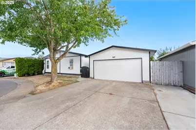 597 Barley St, Woodburn, OR 97071 - Photo 2