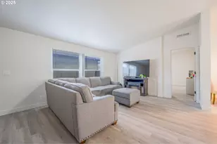 597 Barley St, Woodburn, OR 97071 - Photo 4