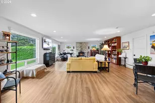 820 Jackson Ave SW, Bandon, OR 97411 - Photo 8