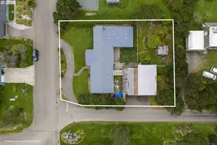 820 Jackson Ave SW, Bandon, OR 97411 - Photo 4
