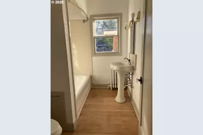 470 W Broadway, Eugene, OR 97401 - Photo 18