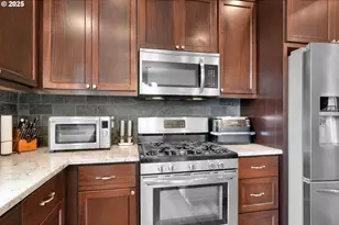 303 Lenore Loop, Eugene, OR 97404 - Photo 10