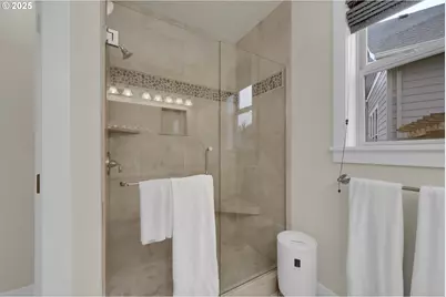 303 Lenore Loop, Eugene, OR 97404 - Photo 22