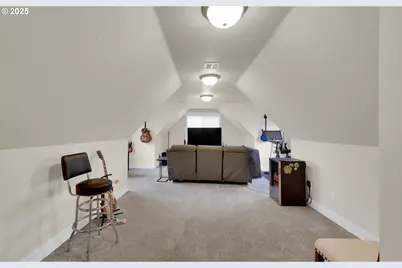 303 Lenore Loop, Eugene, OR 97404 - Photo 28