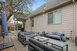 303 Lenore Loop, Eugene, OR 97404 - Photo 30