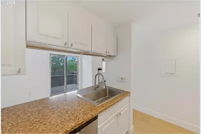 44 Eagle Crest Dr #26, Lake Oswego, OR 97035 - Photo 16