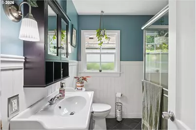 5900 NE Ainsworth St, Portland, OR 97218 - Photo 18