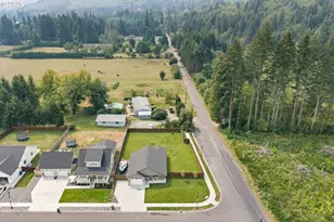 211 W Oak St, Yacolt, WA 98675 - Photo 34