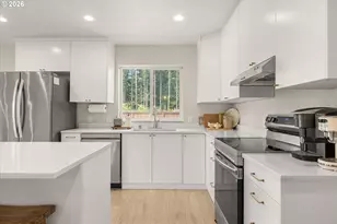 211 W Oak St, Yacolt, WA 98675 - Photo 8