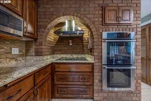 2798 Firwood Way, Eugene, OR 97401 - Photo 22