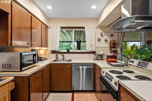 4525 NW Columbia Ave, Portland, OR 97229 - Photo 14