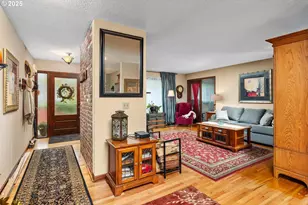 4525 NW Columbia Ave, Portland, OR 97229 - Photo 8