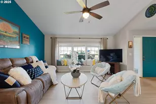 387 SE 7th Ave, Canby, OR 97013 - Photo 10