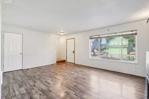 52866 NE 2nd St, Scappoose, OR 97056 - Photo 2