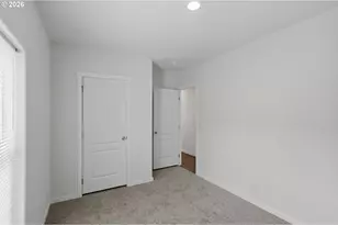 1560 Monroe St, North Bend, OR 97459 - Photo 18